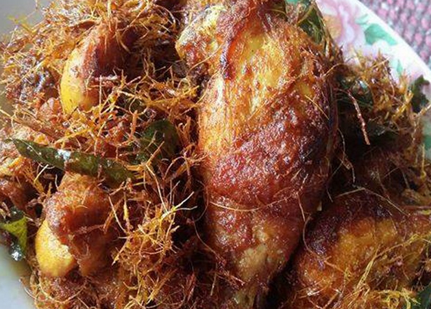 Resepi Ayam Goreng Berempah Yang Rangup dan Berjus 